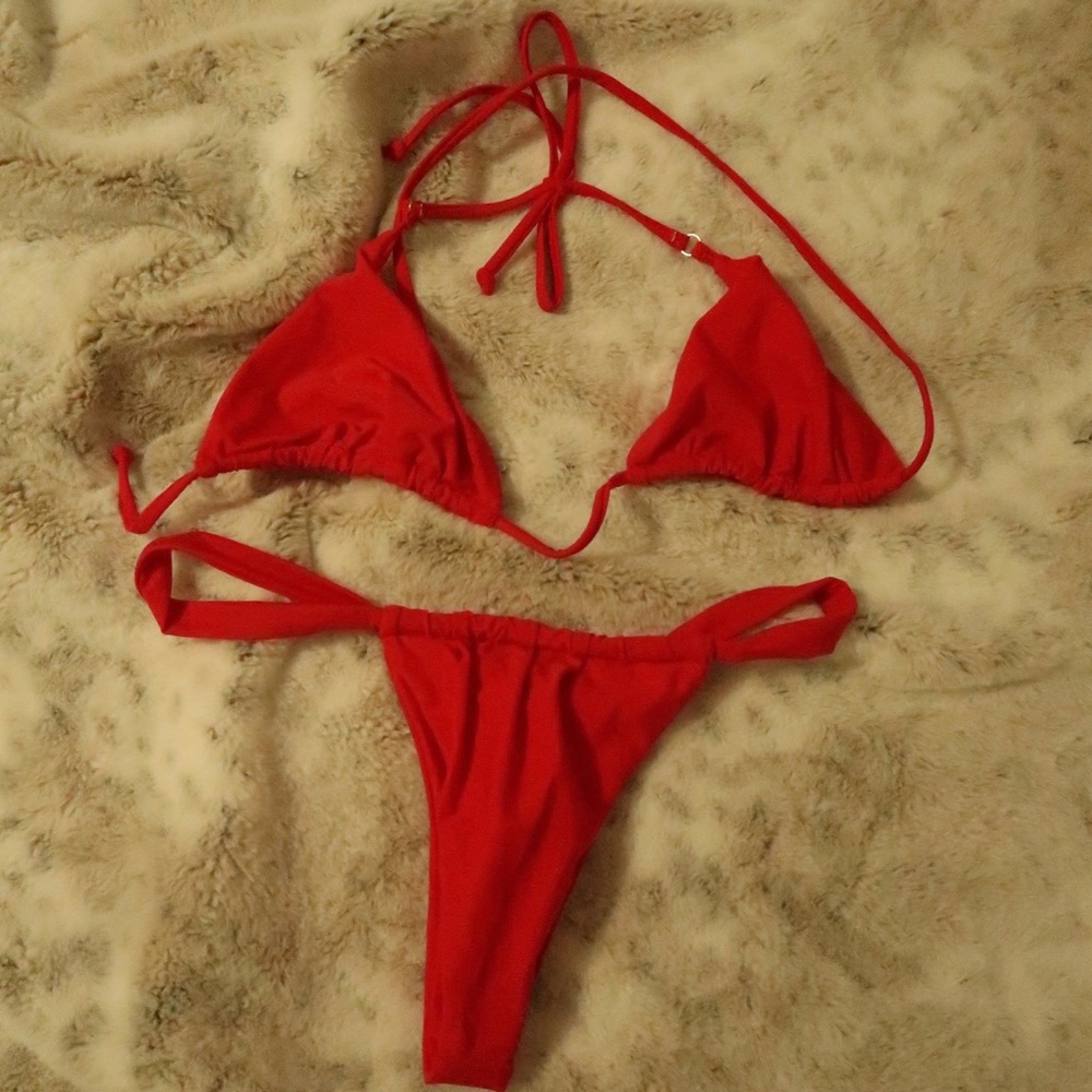 SHEIN Red Classic String Bikini